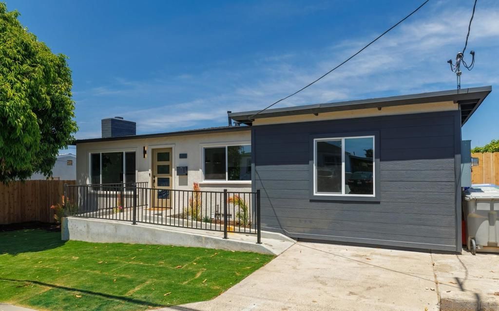 Image 17 of property listing at 866 Merlin Dr, San Diego, CA 92114