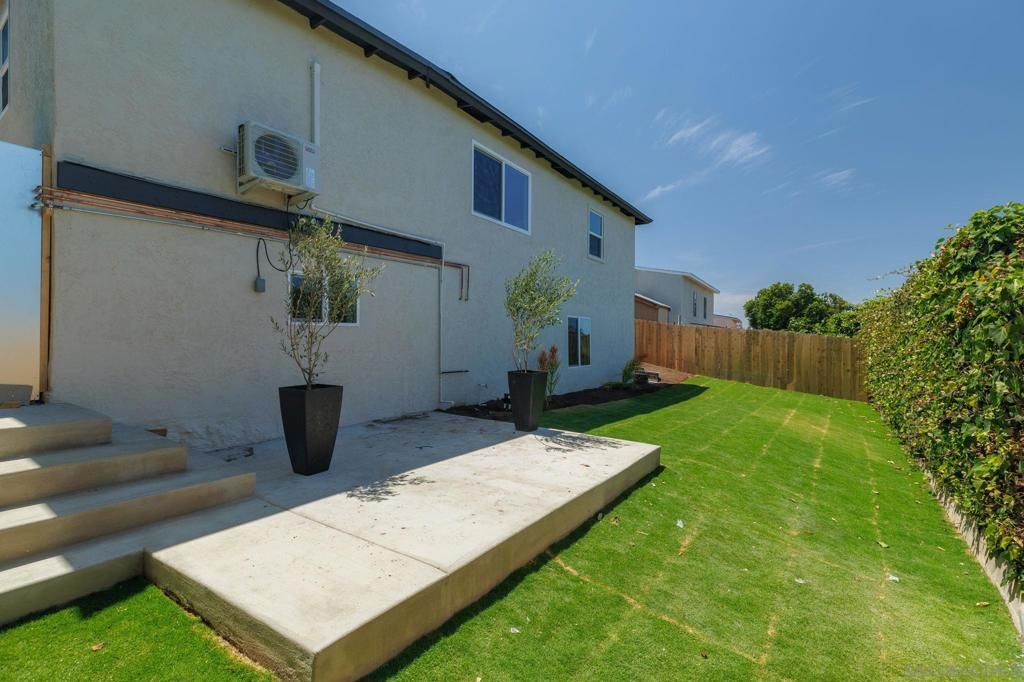 Image 19 of property listing at 866 Merlin Dr, San Diego, CA 92114