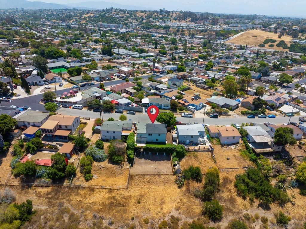 Image 28 of property listing at 866 Merlin Dr, San Diego, CA 92114