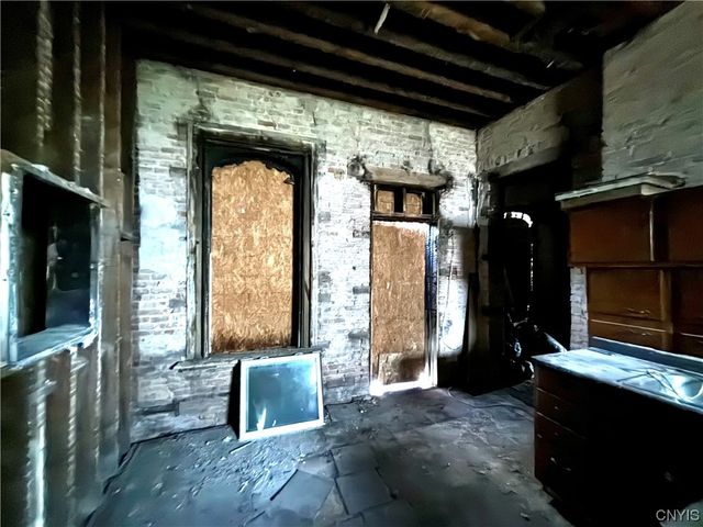 10 Nelson Street, Auburn, NY 13021