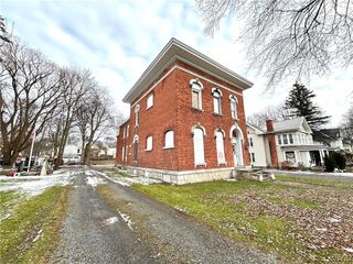 10 Nelson Street, Auburn, NY 13021