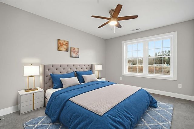 1 Farmer Cir, East Longmeadow, MA 01028