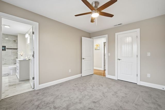 1 Farmer Cir, East Longmeadow, MA 01028