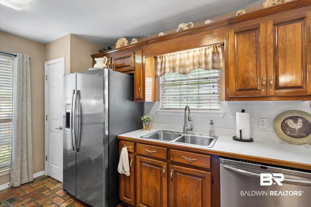 430 Wedgefield Drive, Mobile, AL 36608