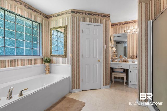 430 Wedgefield Drive, Mobile, AL 36608