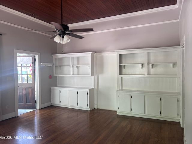 125 St Paul Street, B, Biloxi, MS 39530
