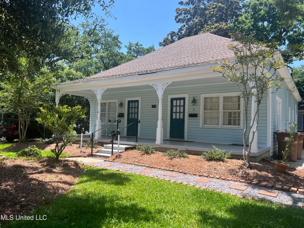 125 St Paul Street, B, Biloxi, MS 39530