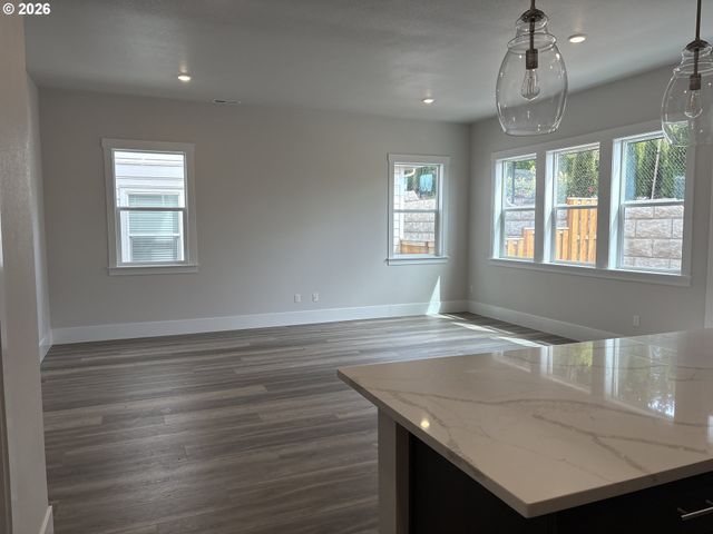 11780 Sw 176TH Dr, Beaverton, OR 97007