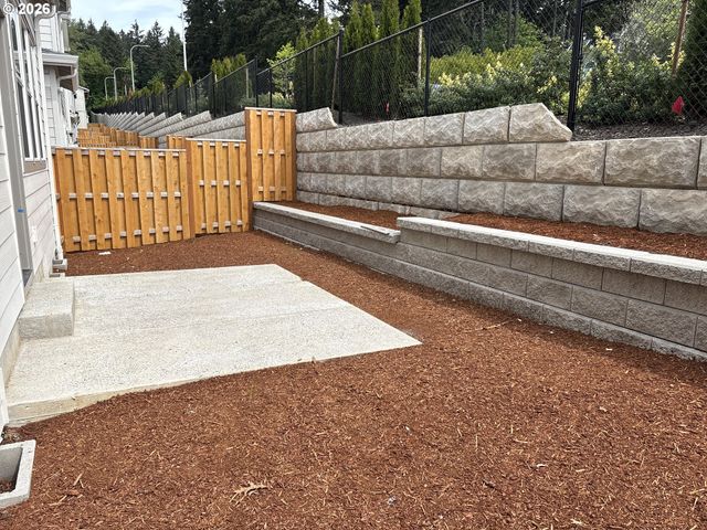 11780 Sw 176TH Dr, Beaverton, OR 97007