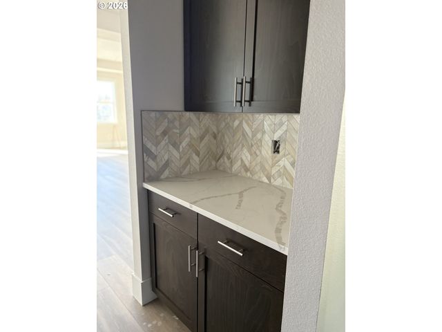 11780 Sw 176TH Dr, Beaverton, OR 97007