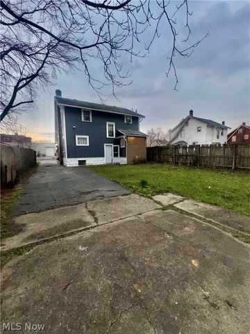 94 Labelle Avenue, Youngstown, OH 44507