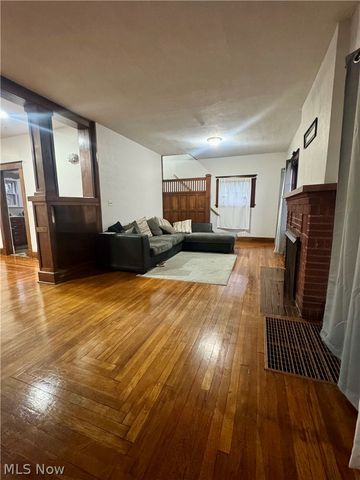 94 Labelle Avenue, Youngstown, OH 44507