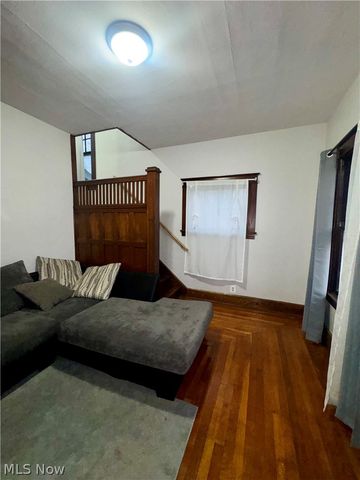 94 Labelle Avenue, Youngstown, OH 44507