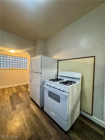 94 Labelle Avenue, Youngstown, OH 44507