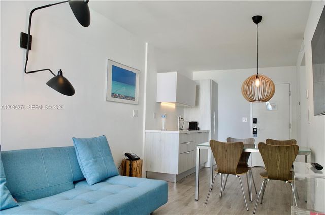 6080 Collins Ave 506, Miami Beach, FL 33140
