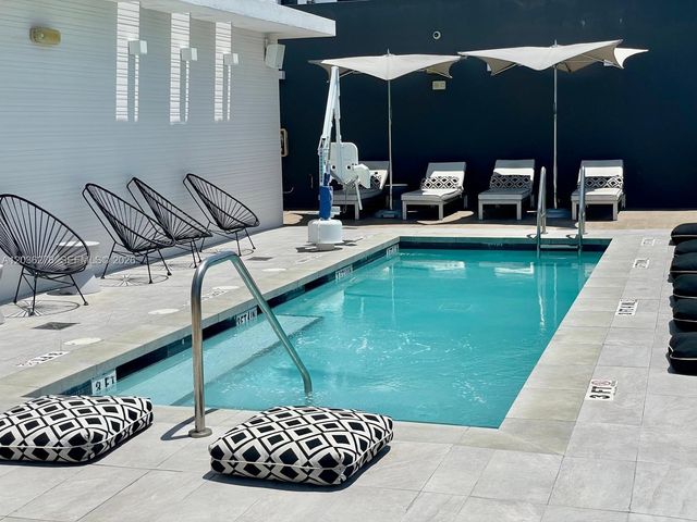 6080 Collins Ave 506, Miami Beach, FL 33140