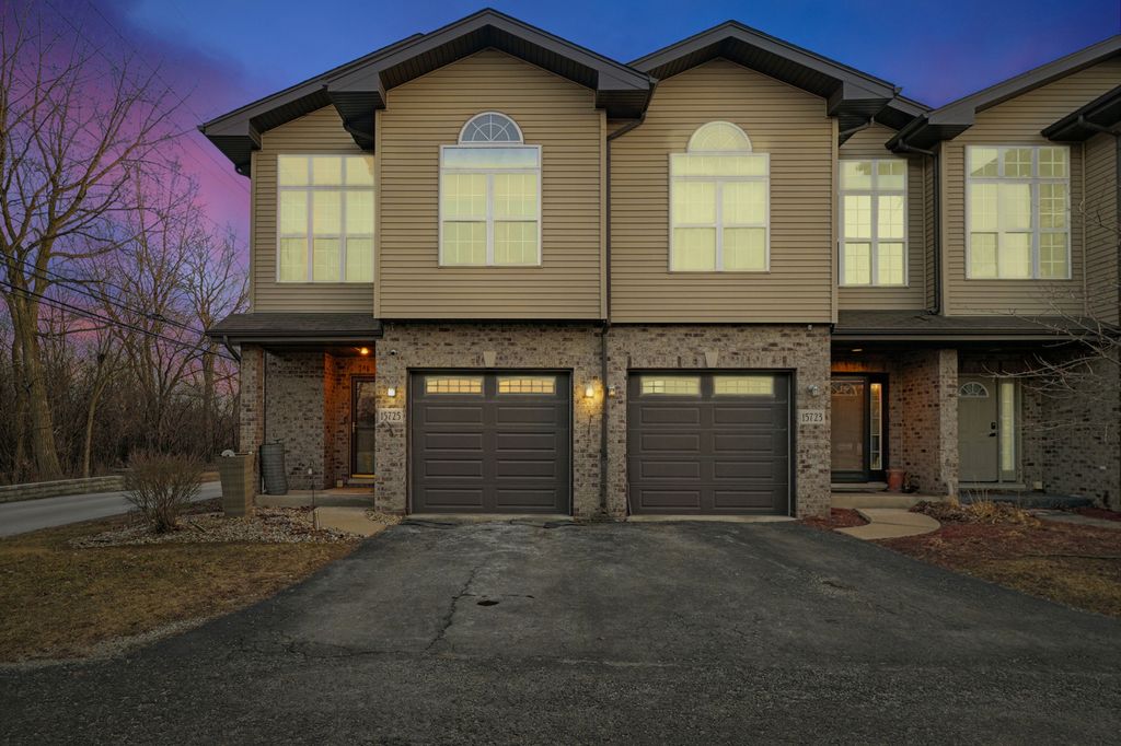 15725 S KEDZIE Avenue 9, Markham, IL 60428