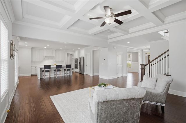 2732 Oak Glen Manor Road, Decatur, GA 30033