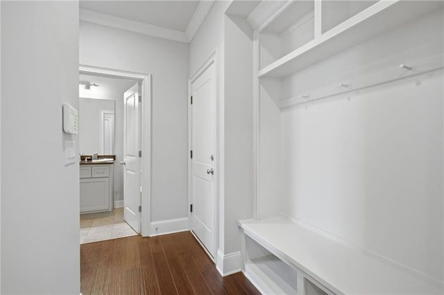 2732 Oak Glen Manor Road, Decatur, GA 30033