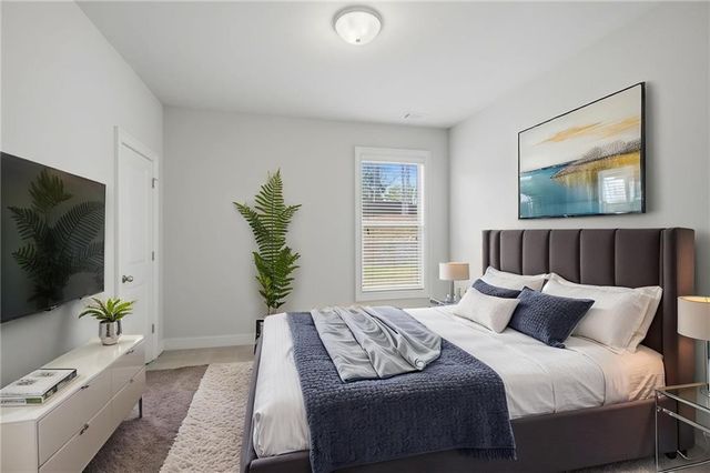 2732 Oak Glen Manor Road, Decatur, GA 30033