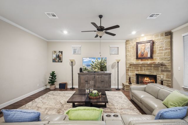 311 Canyon View, San Antonio, TX 78258