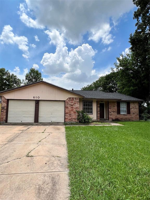 610 Wood Smoke Drive, Houston, TX 77013