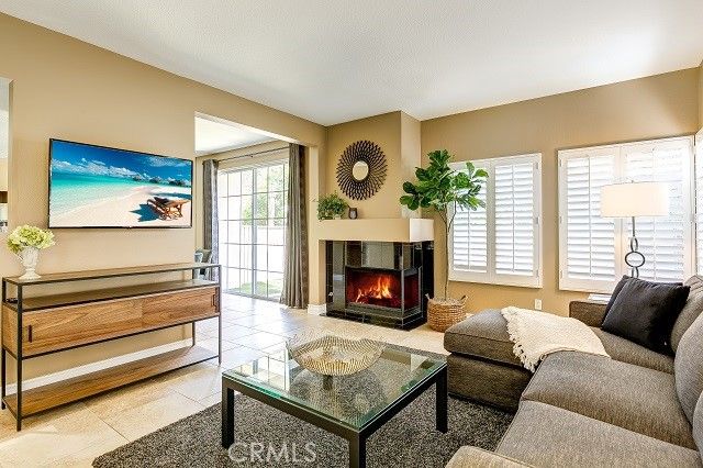 2439 Paseo Circulo, Tustin, CA 92782