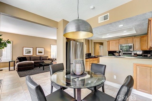 2439 Paseo Circulo, Tustin, CA 92782