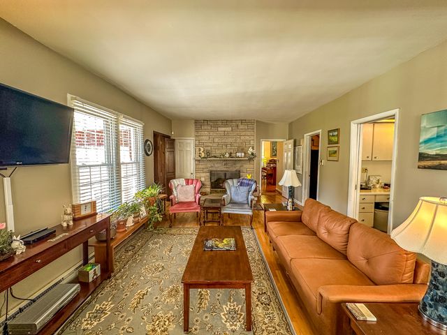 7581 McWhorter Road, London, KY 40741