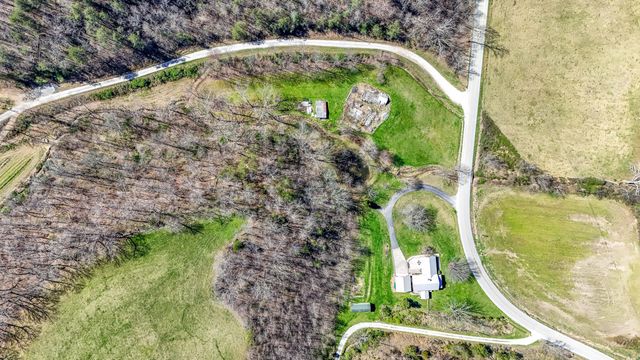 7581 McWhorter Road, London, KY 40741
