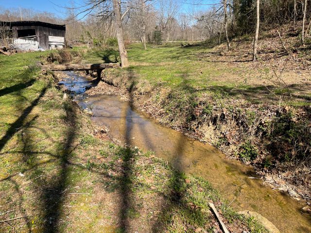 7581 McWhorter Road, London, KY 40741