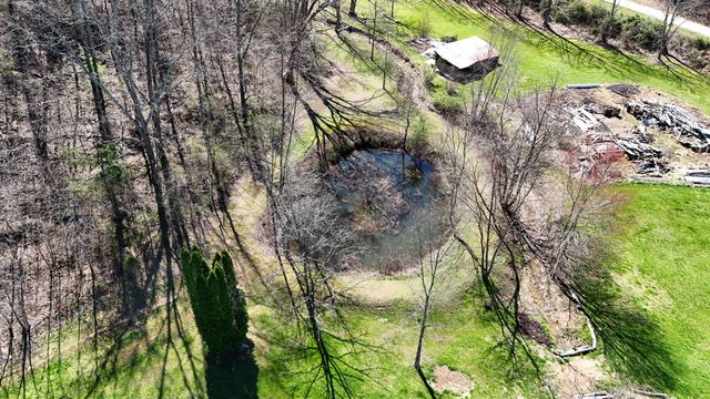 7581 McWhorter Road, London, KY 40741