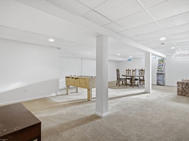 3016 Charlwood Drive, Rochester Hills, MI 48306