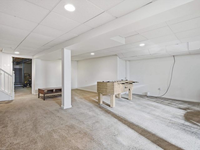 3016 Charlwood Drive, Rochester Hills, MI 48306