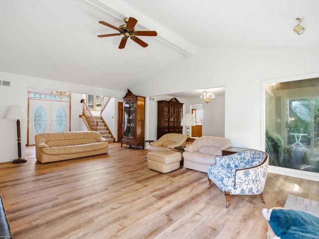 3016 Charlwood Drive, Rochester Hills, MI 48306
