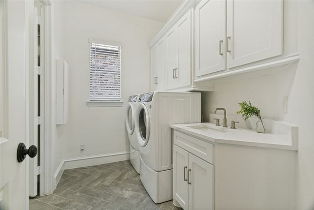 6316 Avalon Woods Drive, Mckinney, TX 75072