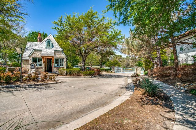 6316 Avalon Woods Drive, Mckinney, TX 75072
