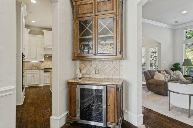 6316 Avalon Woods Drive, Mckinney, TX 75072