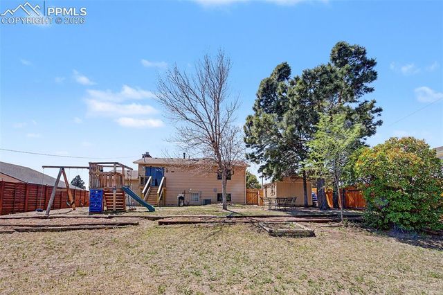 1112 Old Dutch Mill Road, Colorado Springs, CO 80907