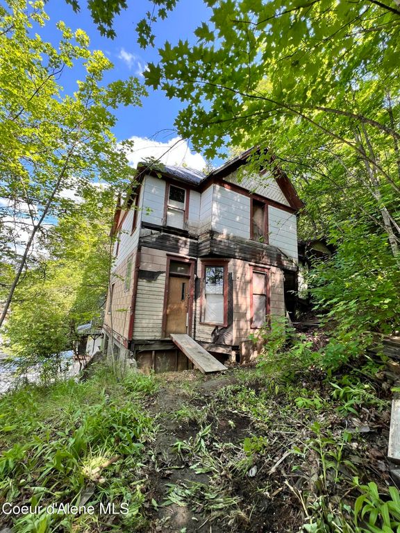 408 High Bank St, Wallace, ID 83873