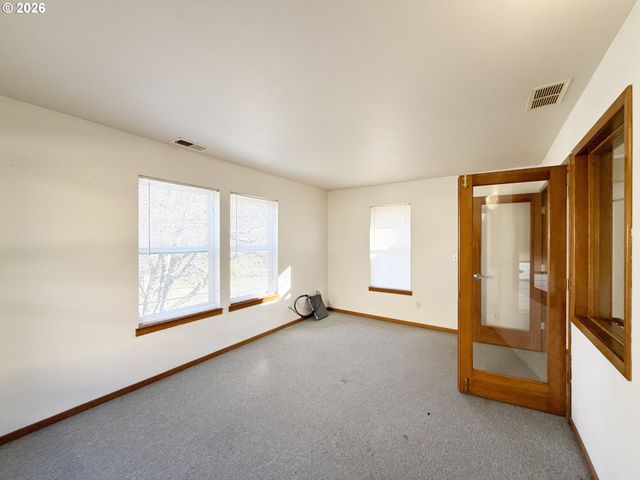 217 Ne 192ND Ave, Portland, OR 97230