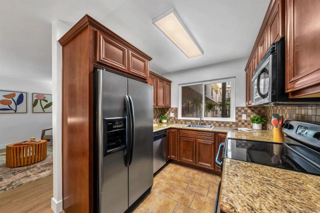 1030 Robinson Ave 209, San Diego, CA 92103