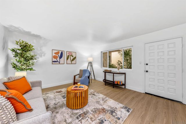 1030 Robinson Ave 209, San Diego, CA 92103