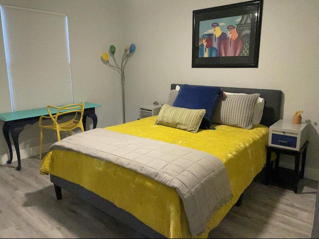 615 SW 9th Street, Fort Lauderdale, FL 33315