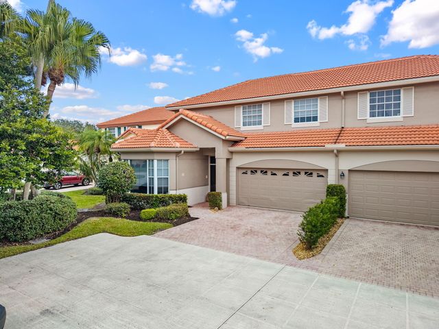 33 Monterey Pointe Drive, Palm Beach Gardens, FL 33418