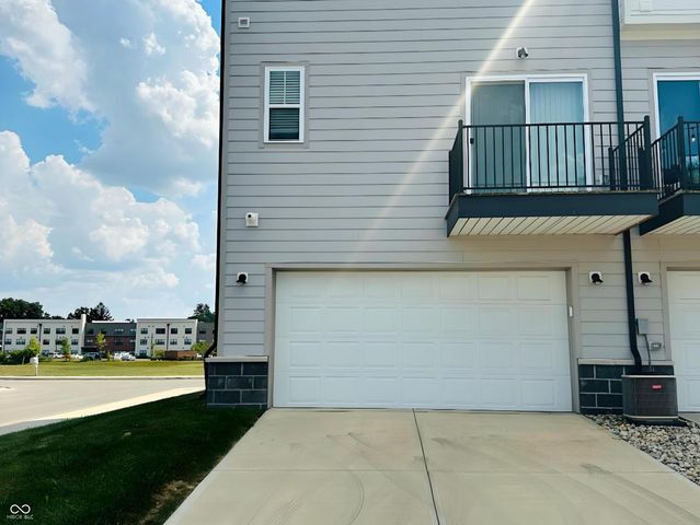 2934 W New York Street, Indianapolis, IN 46222