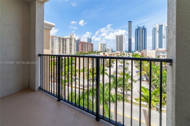 17100 N Bay Rd 1717, Sunny Isles Beach, FL 33160