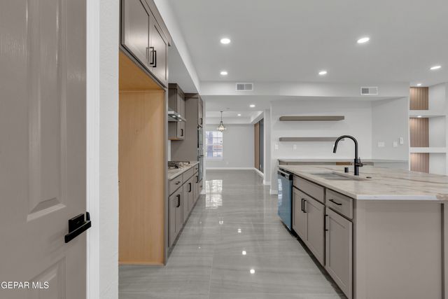 12304 PEGGY ROSSON Way, El Paso, TX 79936