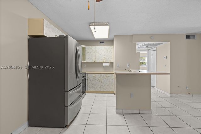 15619 SW 73rd Cir Ter 10-9, Miami, FL 33193