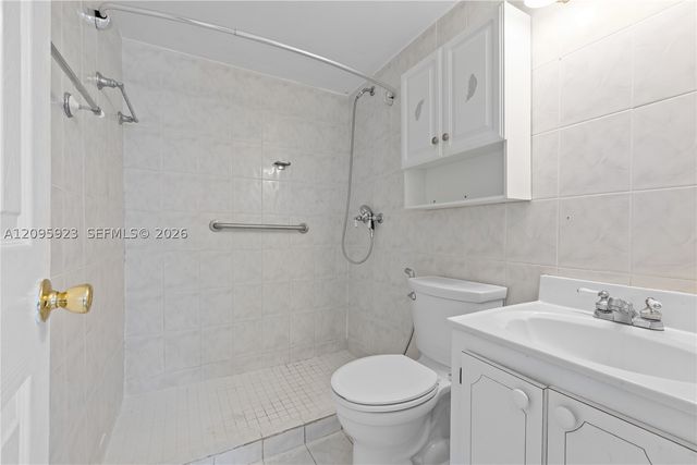 15619 SW 73rd Cir Ter 10-9, Miami, FL 33193